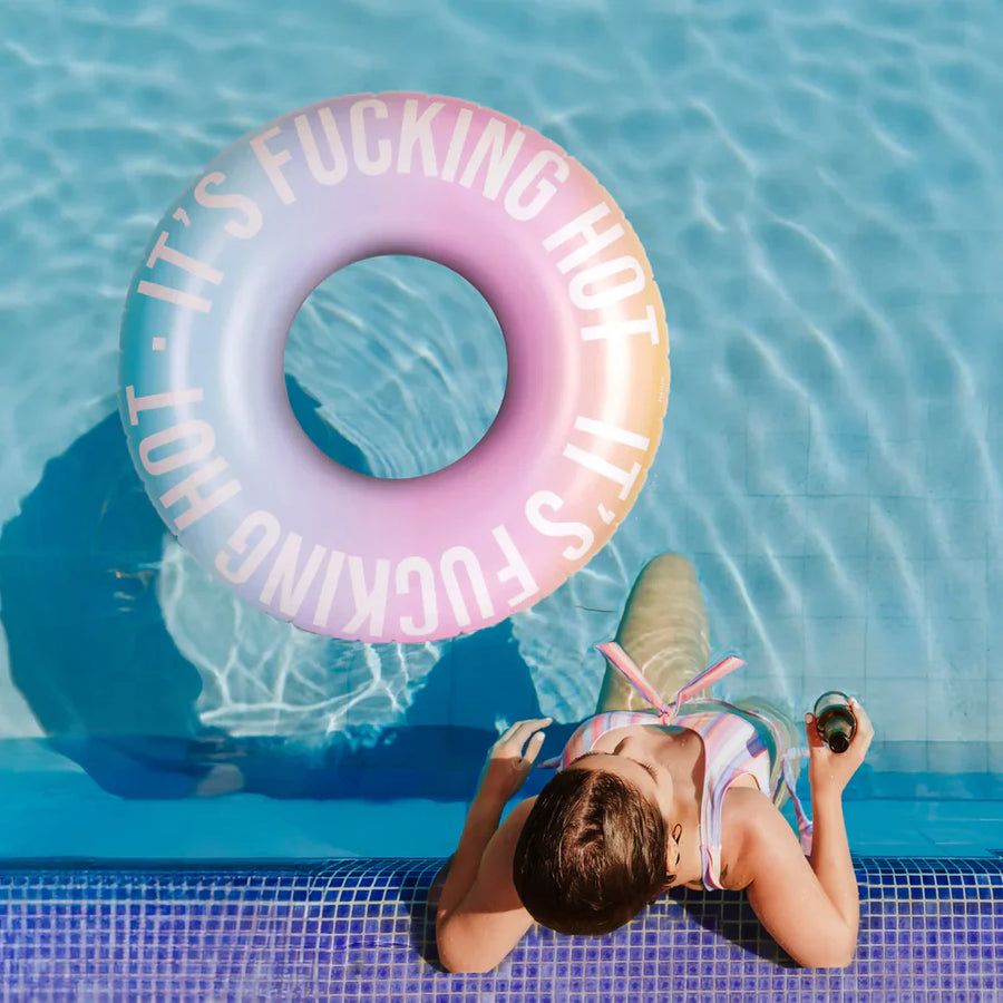 Per chi vive già in modalità spiaggia: 10 gadget e accessori estivi originali che ti faranno venire voglia di partire subito