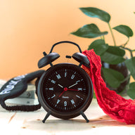 FUCKING RETRO ALARM CLOCK