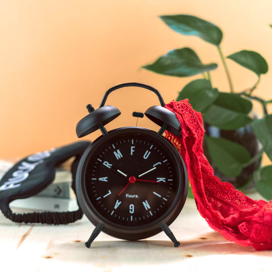 FUCKING RETRO ALARM CLOCK