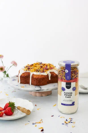 LET'S MAKE IT - FLOWER POWER CAKE