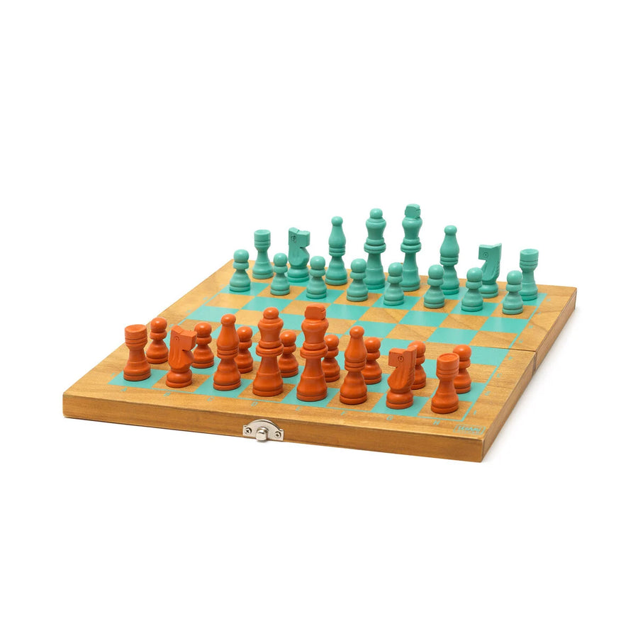 SCACCHI E DAMA - WOODEN CHESS & DRAUGHTS VINTAGE MEMORIES