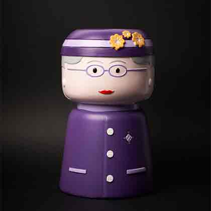 VASO THE QUEEN