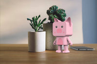 DANCING SPEAKER PIG