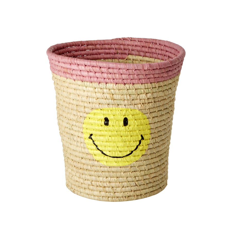RAFFIA ROUND BASKET IN NATURE WITH SMILEY