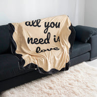 COPERTA "ALL YOU NEED IS LOVE"