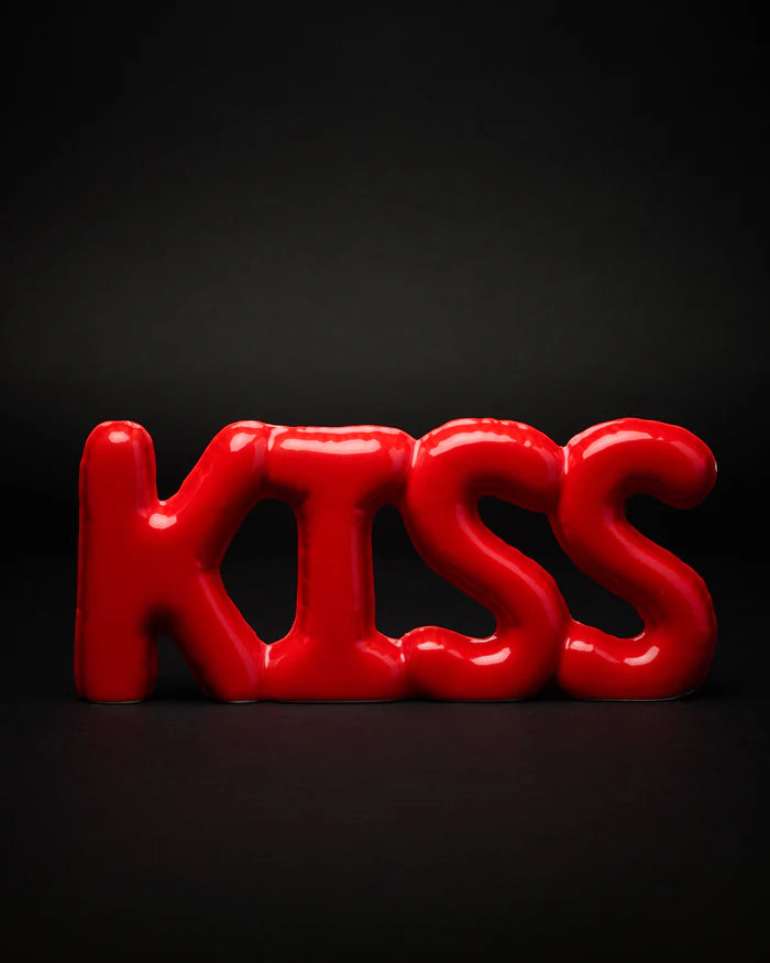 KISS RED