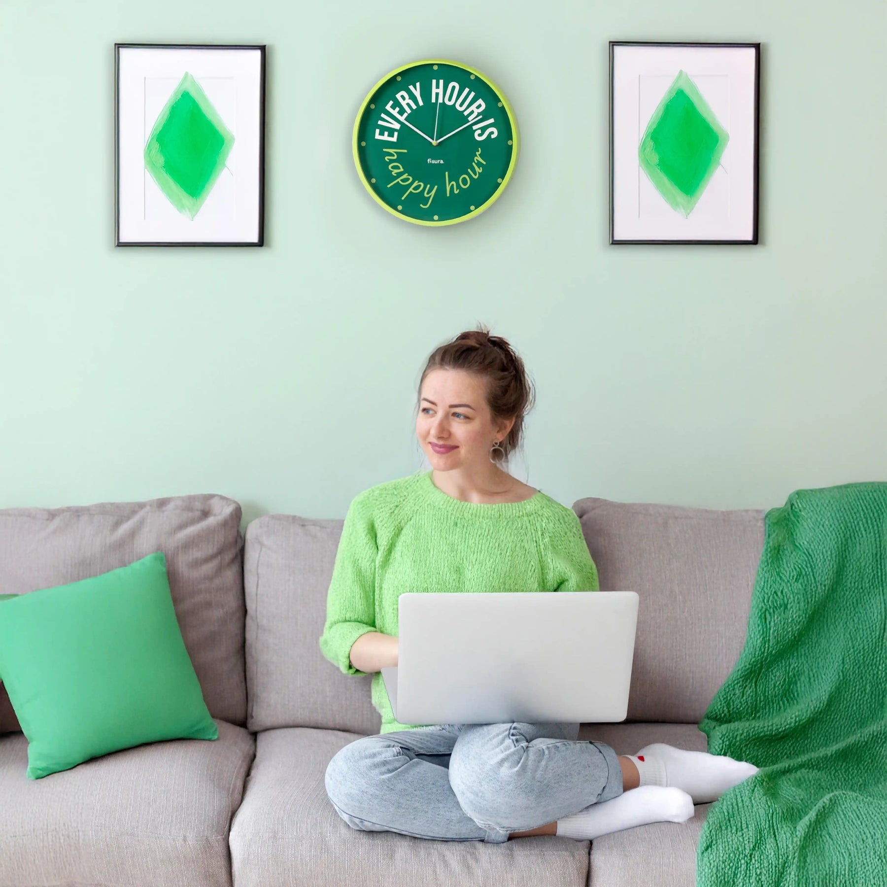 OROLOGIO DA PARETE "EVERY HOUR IS HAPPY HOUR"