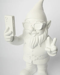 SELFIE WHITE