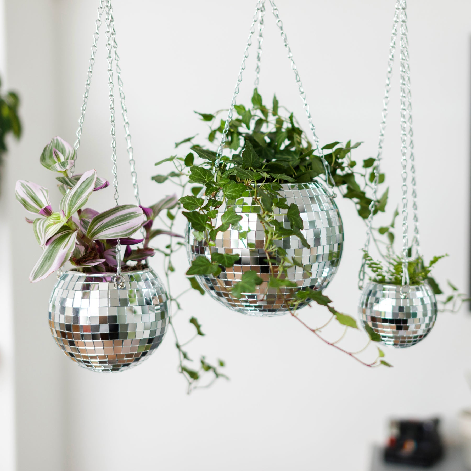 DISCO BALL HANGING PLANTER D.15