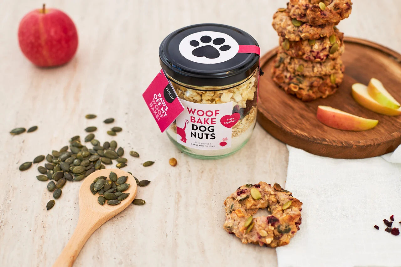 WOOF BAKE - DOGNUTS