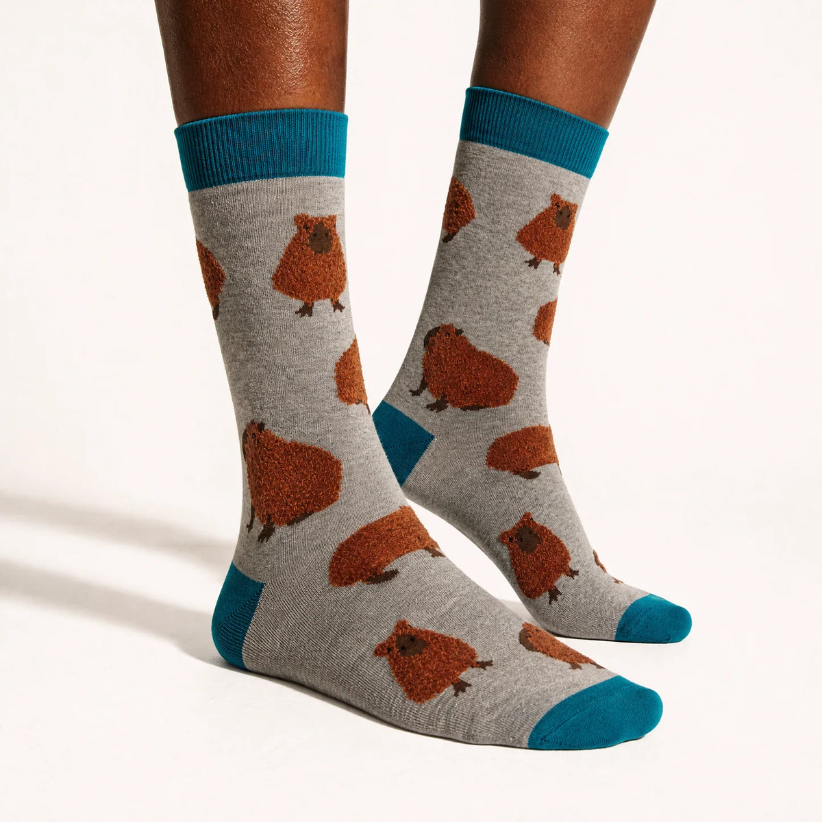 Capybara Fluffies Socks Grey – Calzini Capibara Morbidi e Super Coccolosi