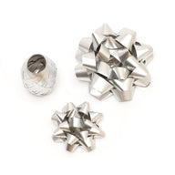 set di due fiocchi e un nastro argento