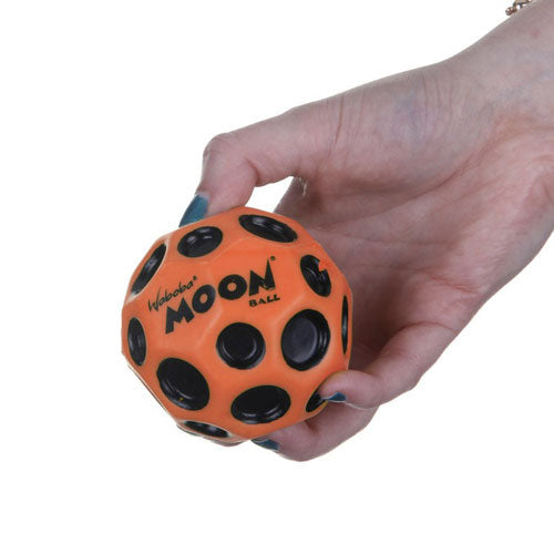 MOON BALL