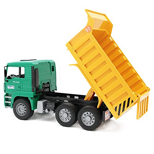CAMION CON RIMORCHIO