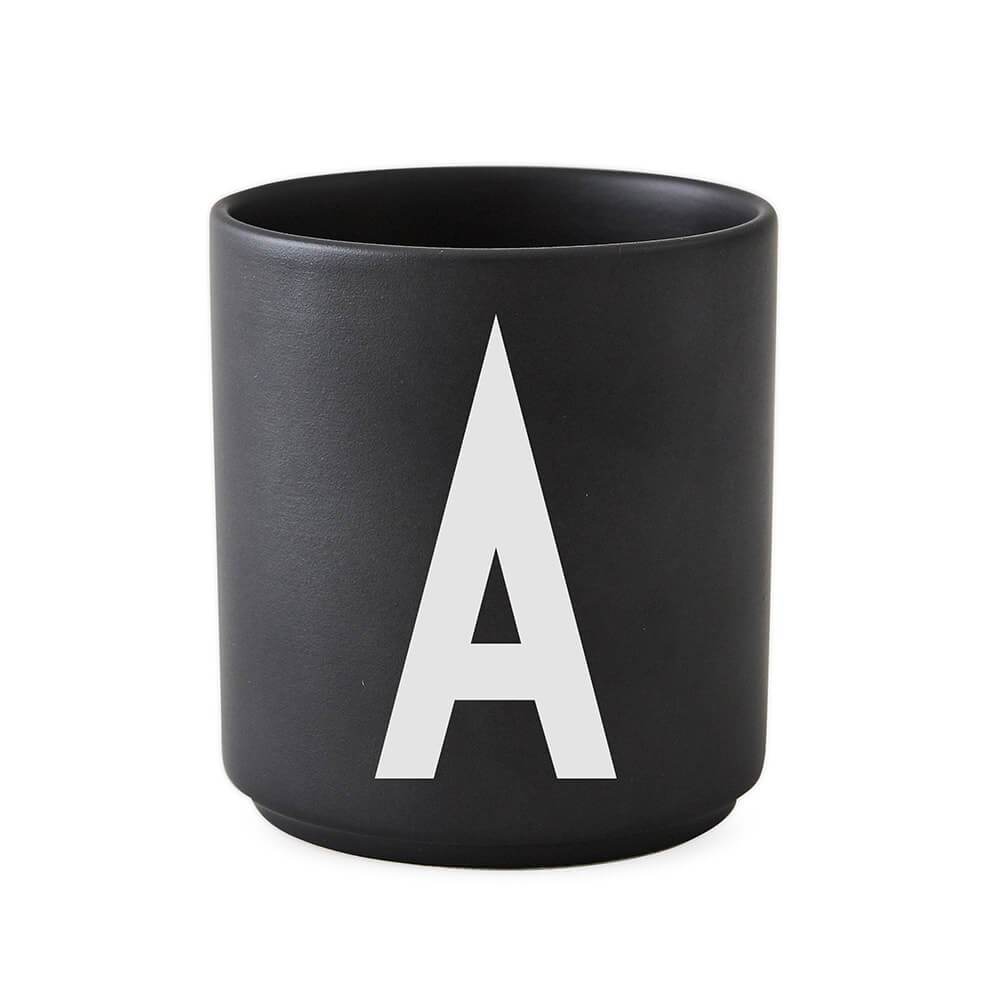 CUP A  - DESIGN LETTERS BLACK