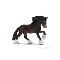 Miniatura in resina STALLONE SHIRE della linea Horse Club, di Schleich.