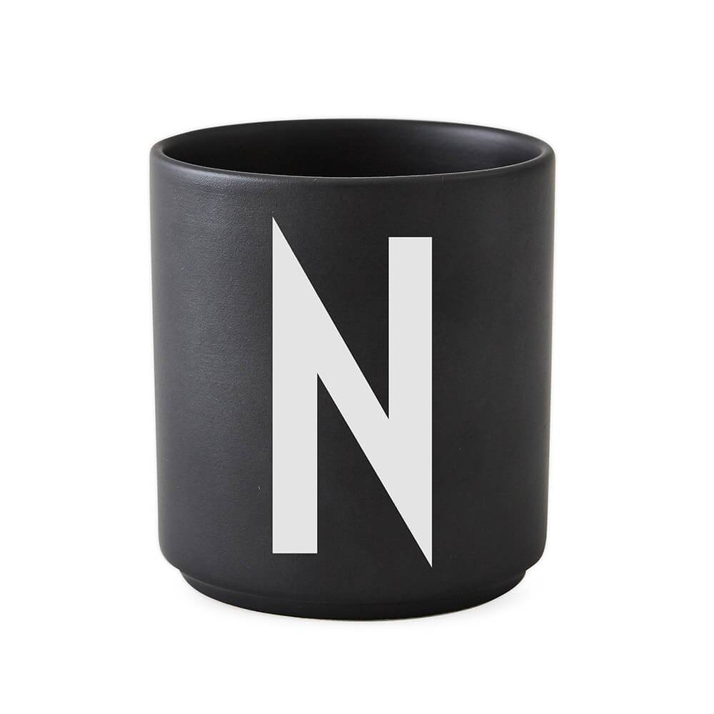 CUP N  - DESIGN LETTERS BLACK