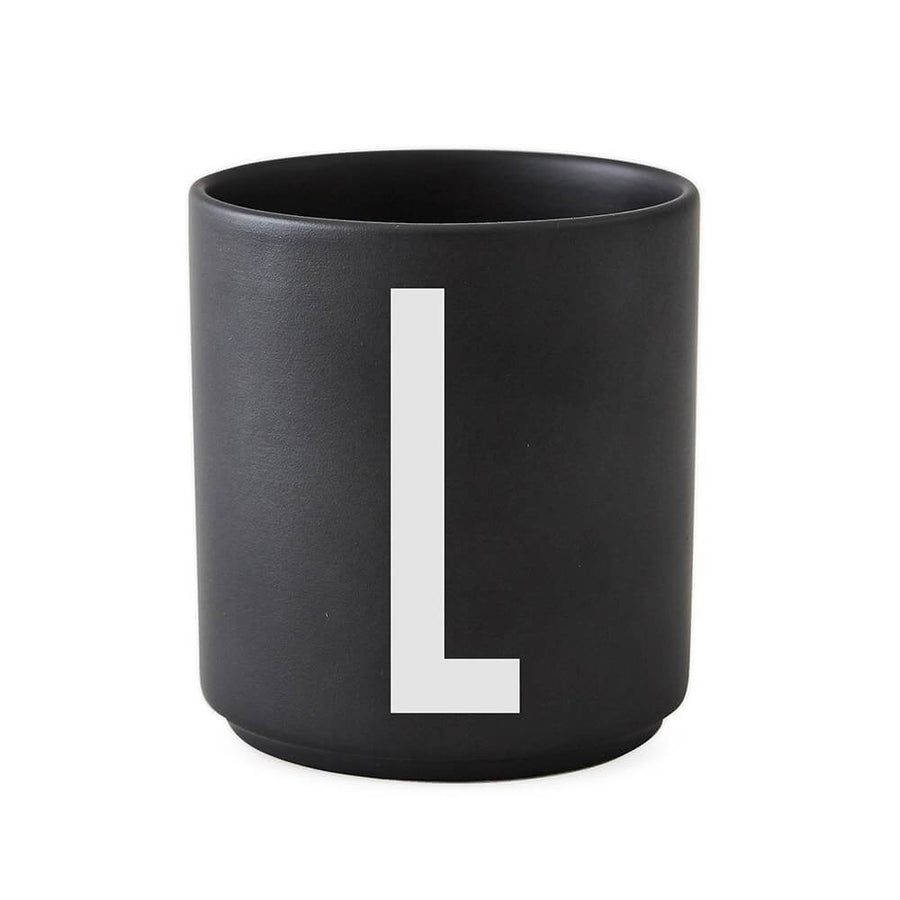 CUP L  - DESIGN LETTERS BLACK