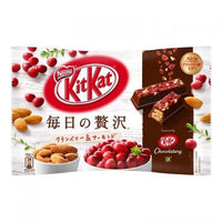 KIT KAT DELUXE MINI CRENBERRY AMANDES JAPAN