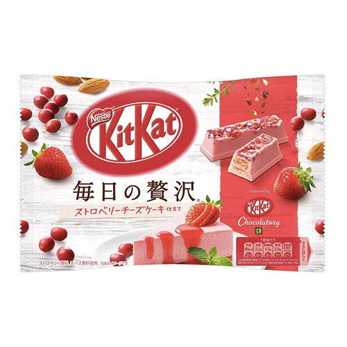 KIT KAT DELUXE MINI STRAWBERRY CHEESECAKE JAPAN
