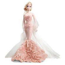 Carica l&#39;immagine nel visualizzatore di Gallery, BARBIE COLLECTOR MERMAID GOWN FASHION MODEL