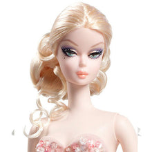 Carica l&#39;immagine nel visualizzatore di Gallery, BARBIE COLLECTOR MERMAID GOWN FASHION MODEL