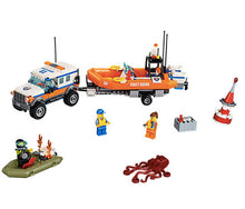 Carica l&#39;immagine nel visualizzatore di Gallery, CITY 60165 UNITA&#39; DI RISPOSTA CON IL FUORISTRADA 4X4 CITY 60165