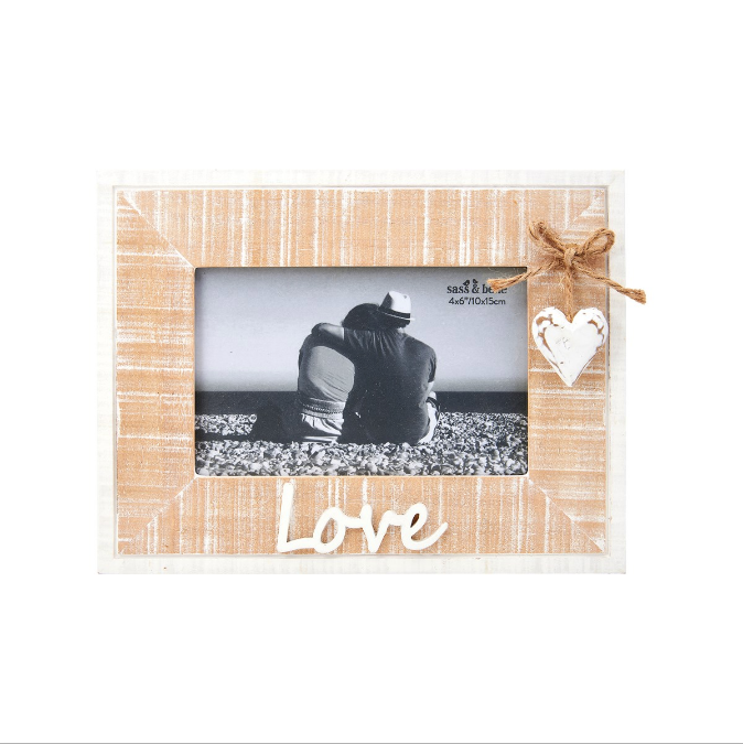RUSTIC HEART LOVE FRAME