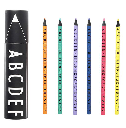 COLOR CRAYONS DESIGN LETTERS